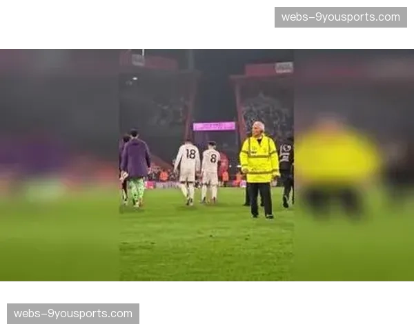 伯恩茅斯门将内托的十次扑救:帮助球队从客场带走一分 伯恩茅斯门将内托的十次扑救:帮助球队从客场带走一分